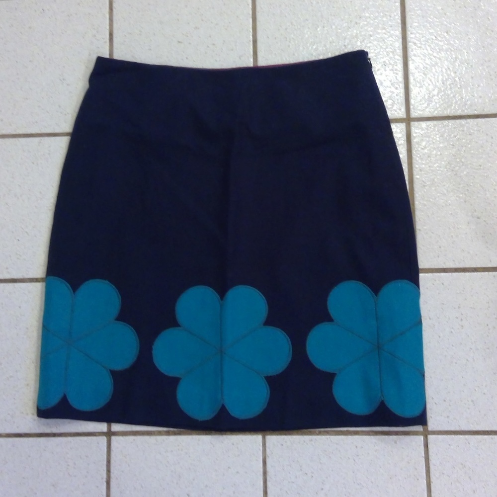 Boden Felt Skirt Navy size 6 EUC